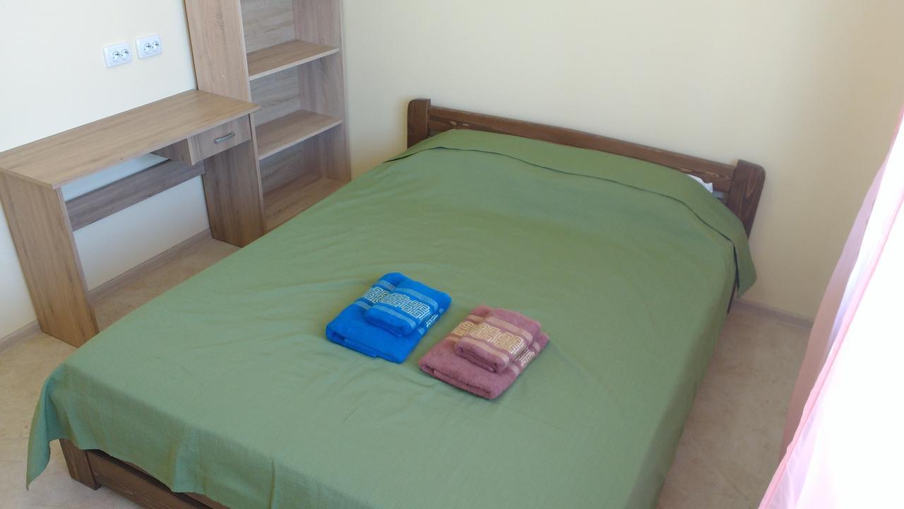 Orange Guest Rooms Одесса Экстерьер фото